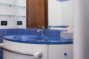 B&B Tiffany Sferracavallo