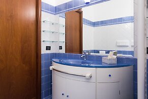 B&B Tiffany Sferracavallo