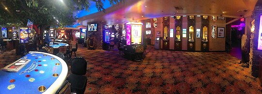 Border House at Crystal Bay Casino