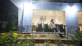 The Willing Hotel and Residence