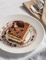 Zee Luxury Boutique Hotel