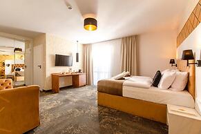 Amber Park Hotel & SPA