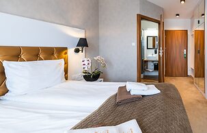 Amber Park Hotel & SPA