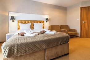 Amber Park Hotel & SPA