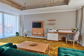 Pergola Boutique Hotel