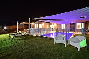 Shmulik Resort