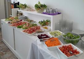 Hotel Ermeti B&B and Brunch