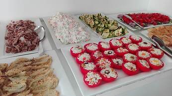 Hotel Ermeti B&B and Brunch