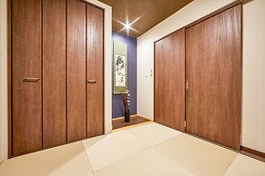 E-horizon Resort Condominium Nago B