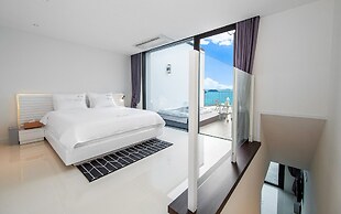 Le Ciel Pool Villa Pension