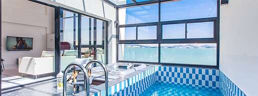 Le Ciel Pool Villa Pension