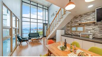 Ara Pool Villa Pension