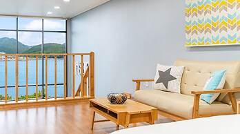 Ara Pool Villa Pension