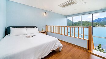 Ara Pool Villa Pension