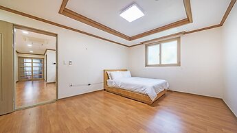 Ara Pool Villa Pension