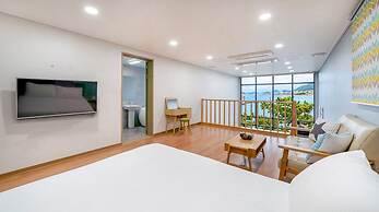 Ara Pool Villa Pension