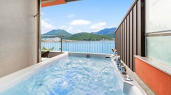 Ara Pool Villa Pension