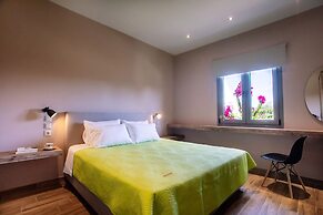 Elite Cottages - Adults Only