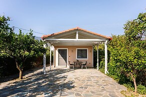 Elite Cottages - Adults Only