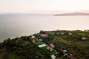 Elite Cottages - Adults Only