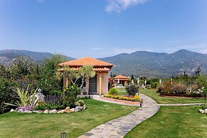 Elite Cottages - Adults Only