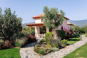 Elite Cottages - Adults Only