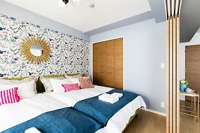 Crystal Exe Nipponbashi St36