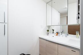 Crystal Exe Nipponbashi St36