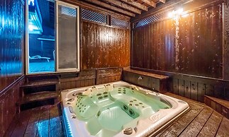 Vista Hill Pool Villa