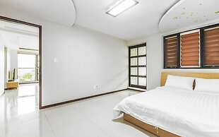 Vista Hill Pool Villa