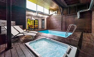 Vista Hill Pool Villa