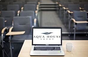 Aqua House