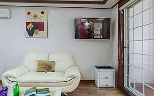 Morning Lake Pension