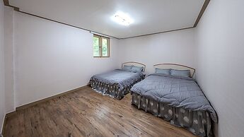 Lake and Pine Spa Pension