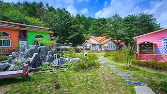 Lake and Pine Spa Pension