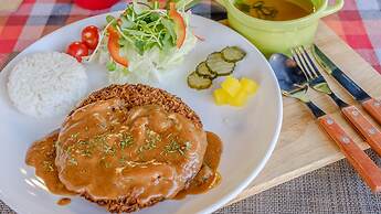 Lake and Pine Spa Pension