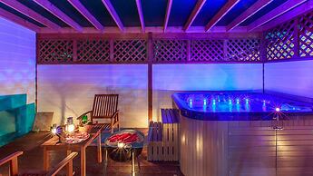 Lake and Pine Spa Pension