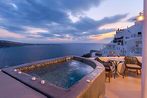 Oia Angle Cavehouse