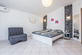 Apartments Bojana