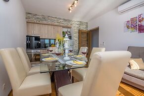 Apartment Radovic Nives