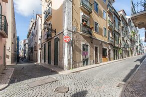 Casa Atalaia by All In Lisbon