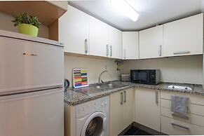 Casa Cara Sotão by All In Lisbon