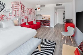 Radisson Red Dubai Silicon Oasis