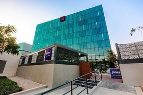 Radisson Red Dubai Silicon Oasis