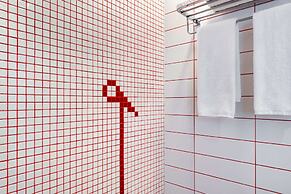 Radisson Red Dubai Silicon Oasis