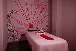 Radisson Red Dubai Silicon Oasis