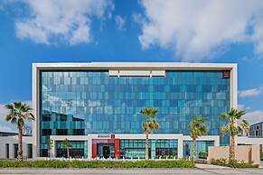 Radisson Red Dubai Silicon Oasis