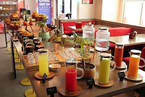 Radisson Red Dubai Silicon Oasis