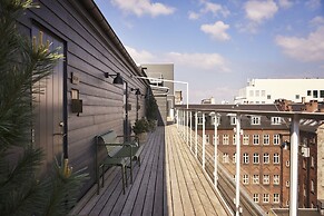 WIDE Hotel