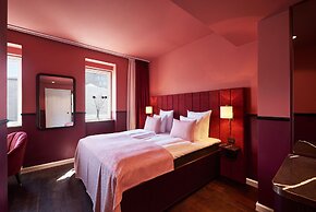 WIDE Hotel